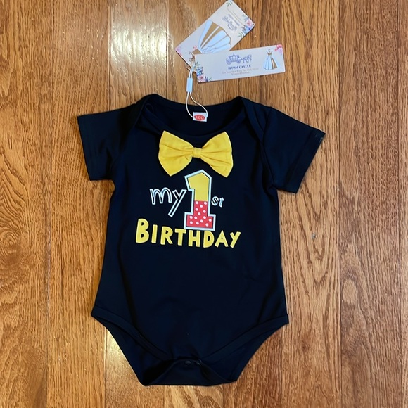 Baby Boy First Birthday Onsie with Bow Tie. New with Tags! - Picture 3 of 3